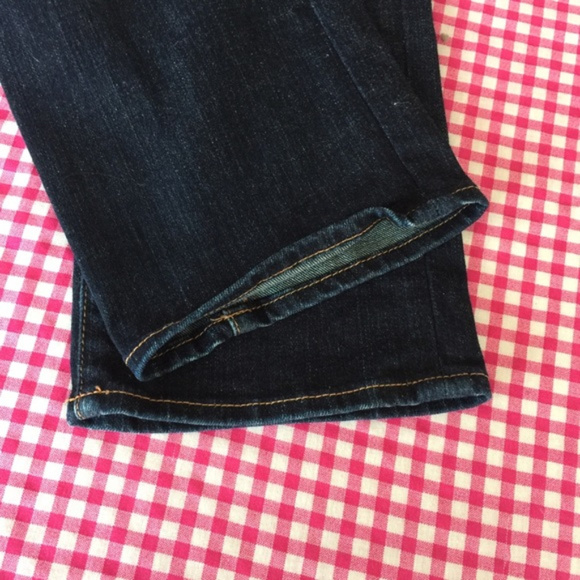 J Brand 914 INK Straight Leg Jeans - Picture 4 of 9